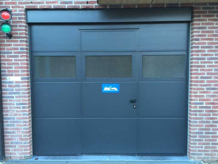 Garagepoorten Industrie