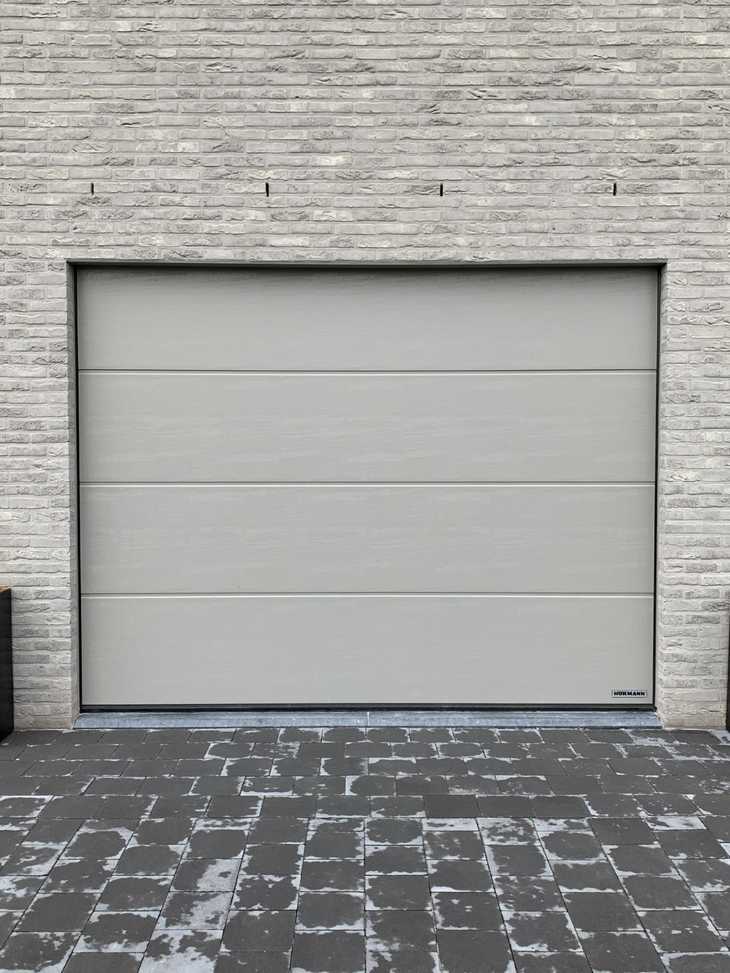 Garagepoorten Silkgrain