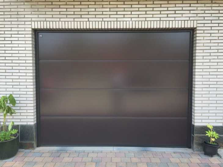 Garagepoorten Silkgrain