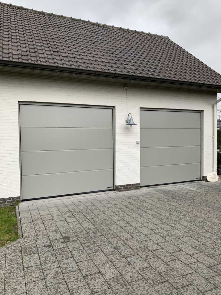 Garagepoorten Silkgrain