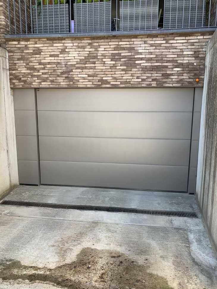 Garagepoorten Silkgrain