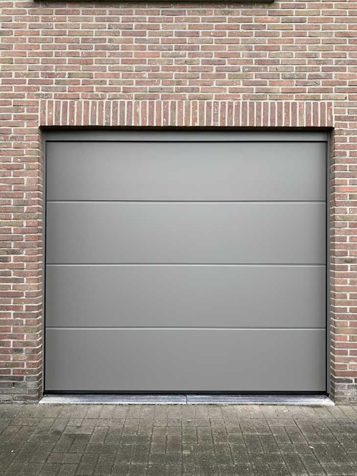 Garagepoorten Silkgrain