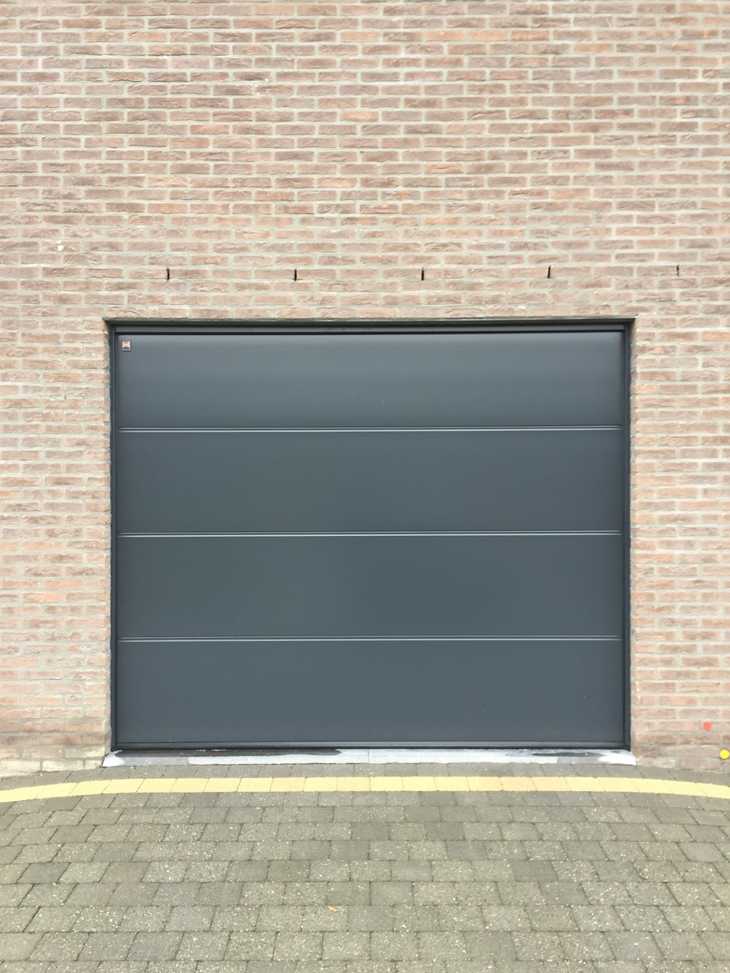 Garagepoorten Silkgrain
