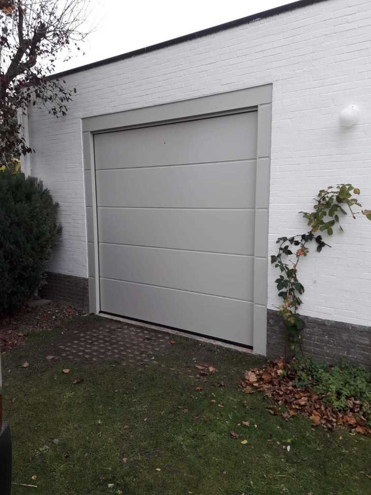 Garagepoorten Silkgrain