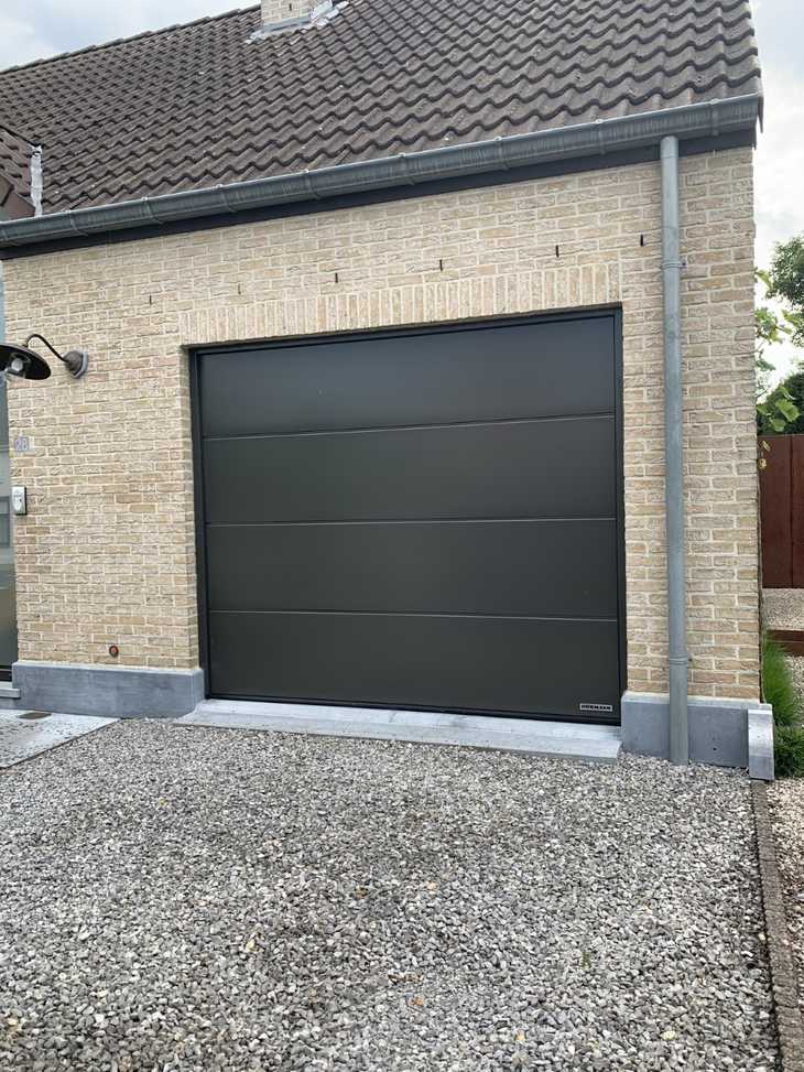 Garagepoorten Silkgrain