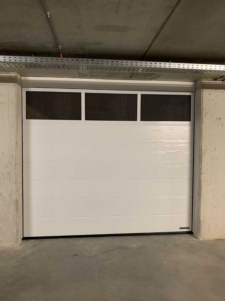 Garagepoorten M-profilering Woodgrain