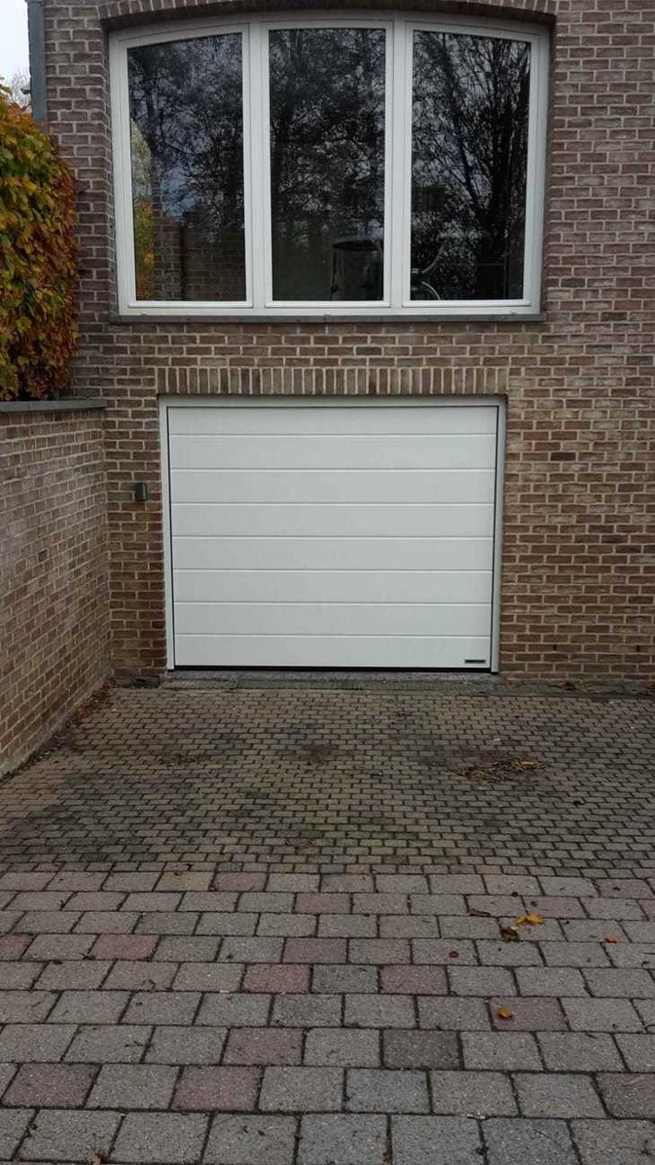 Garagepoorten M-profilering Woodgrain