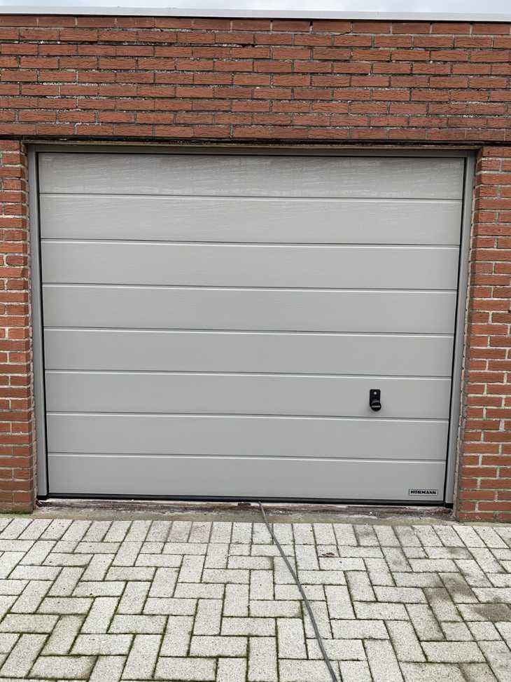 Garagepoorten M-profilering Woodgrain