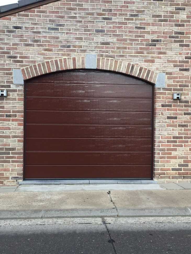 Garagepoorten M-profilering Woodgrain
