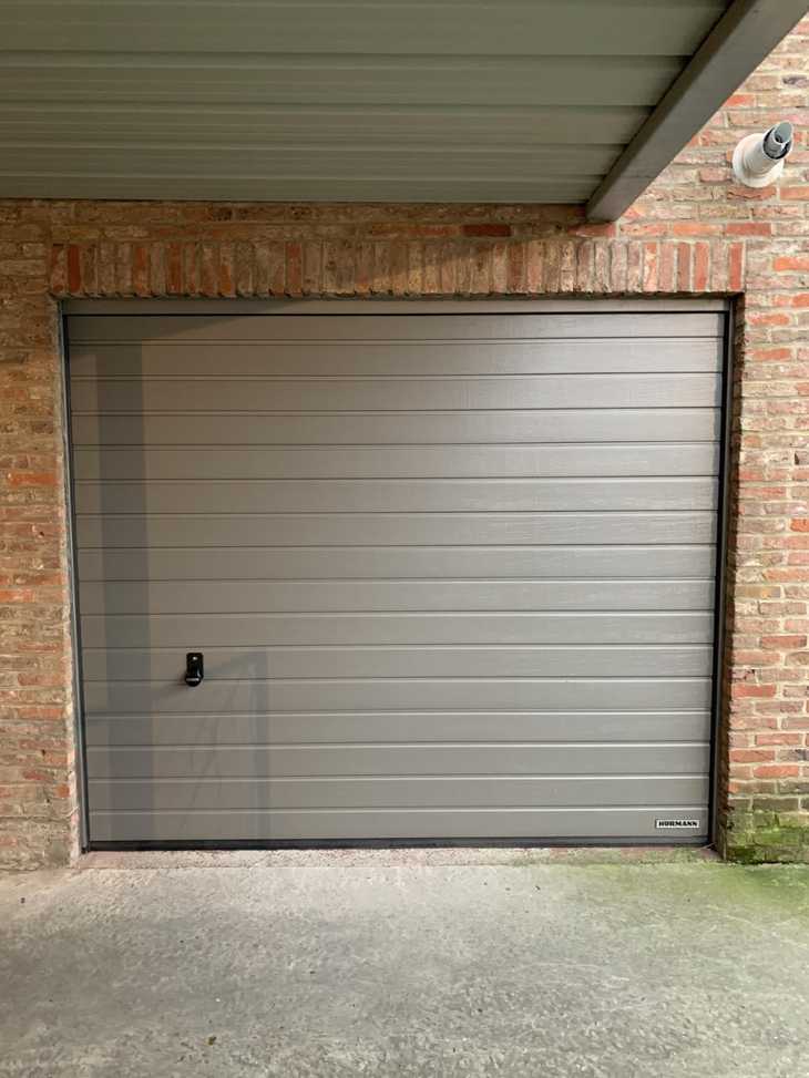 Garagepoorten S-profilering Woodgrain