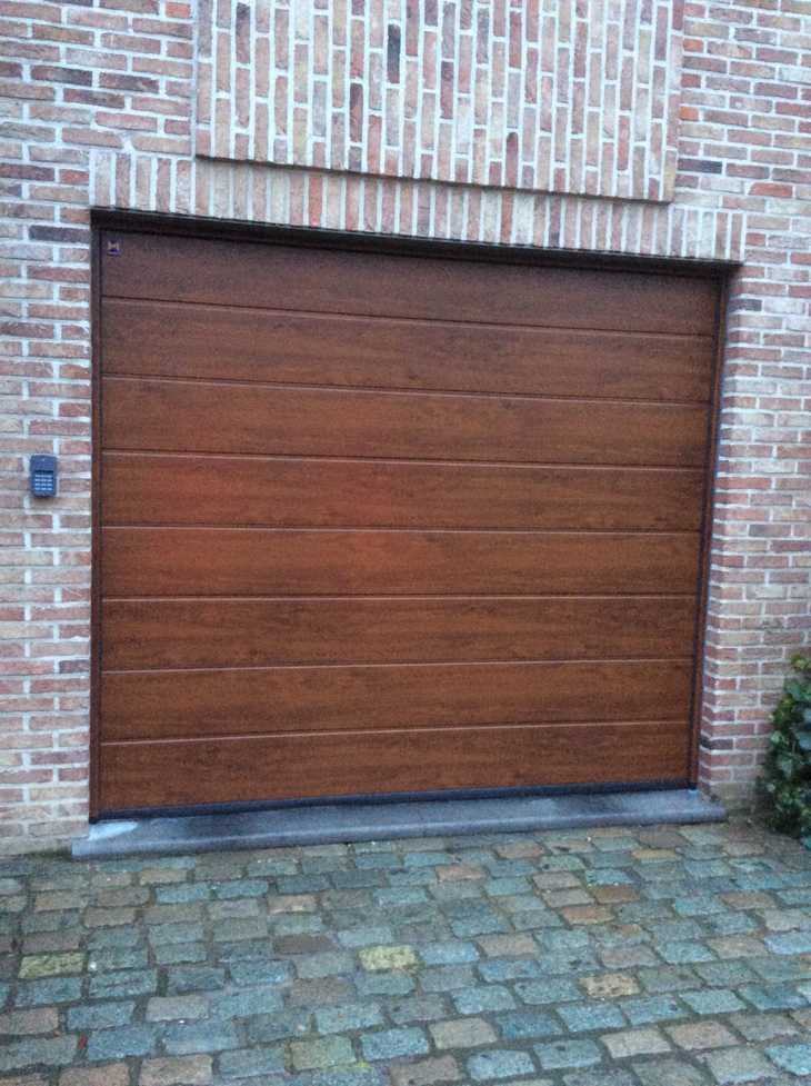 Garagepoorten Decograin